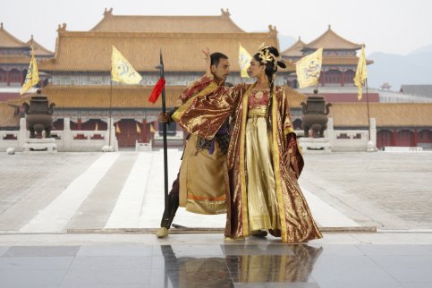 Фото - Дипика Падукон: 483x322 / 35 Кб