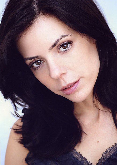 Фото - Mary Newman: 500x700 / 55 Кб