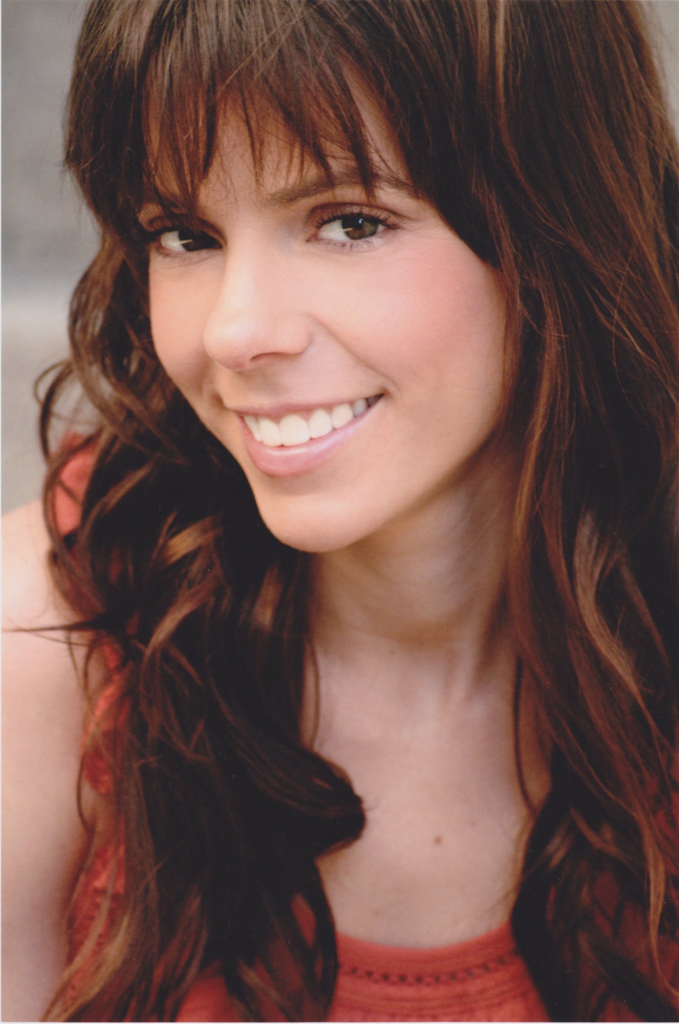 Фото - Mary Newman: 1359x2048 / 312 Кб