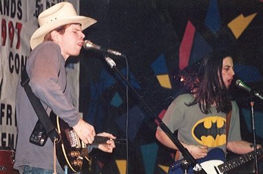 Фото - Claude Miles: 382x253 / 27 Кб