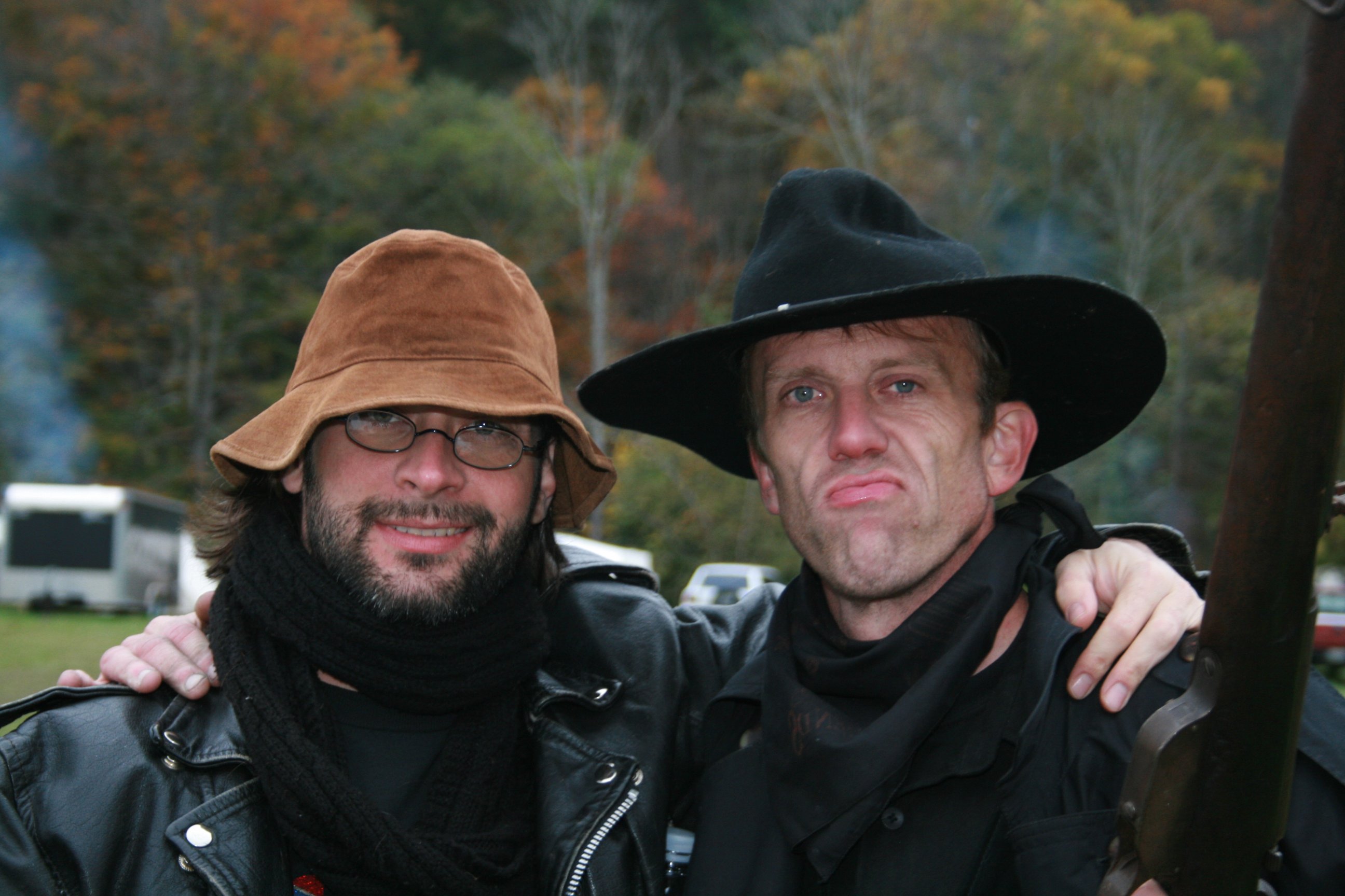 Фото - Claude Miles: 2592x1728 / 435 Кб