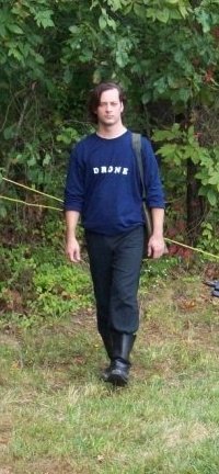 Фото - Claude Miles: 200x432 / 30 Кб