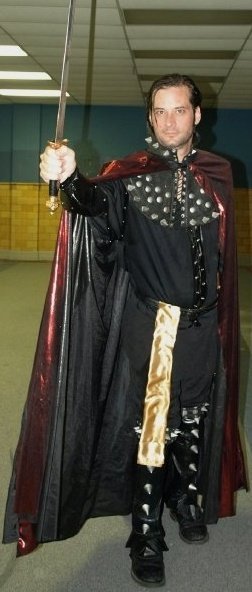 Фото - Claude Miles: 252x592 / 33 Кб