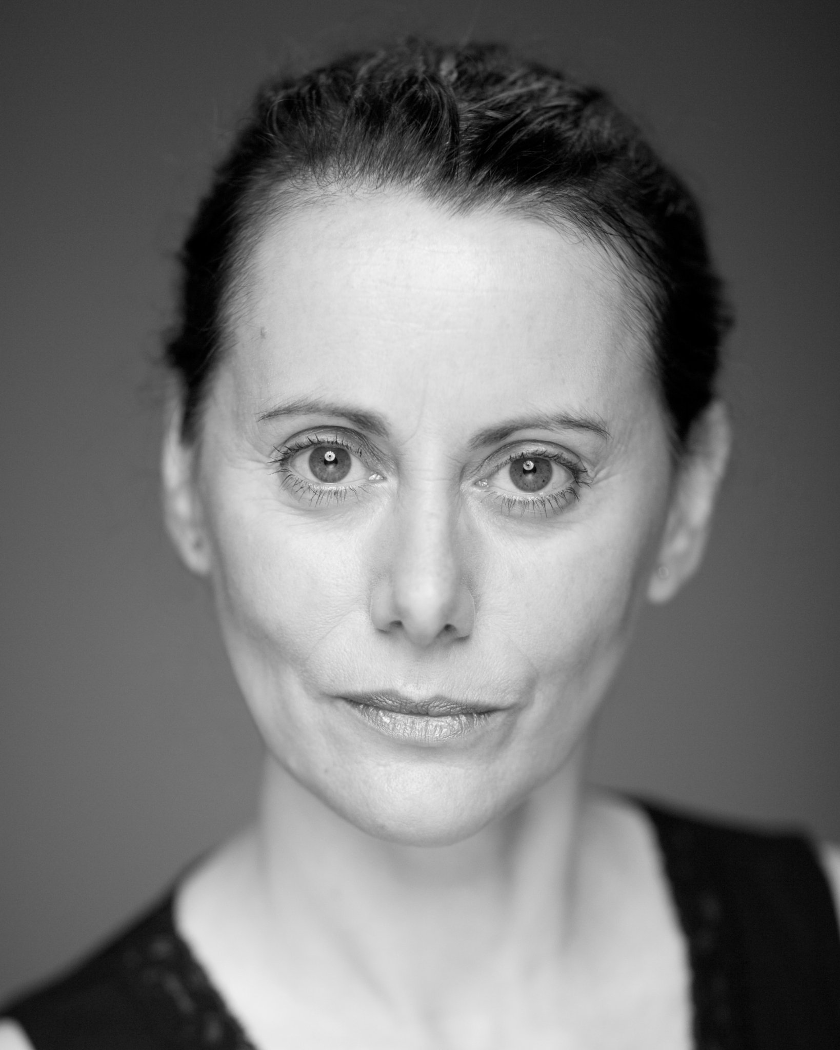 Фото - Ruth Curtis: 1638x2048 / 280 Кб