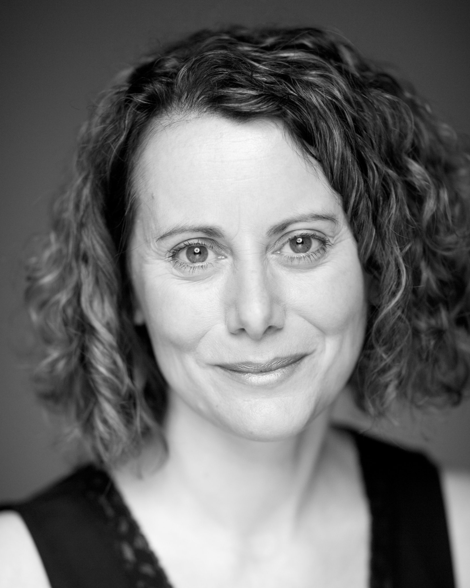 Фото - Ruth Curtis: 1638x2048 / 341 Кб