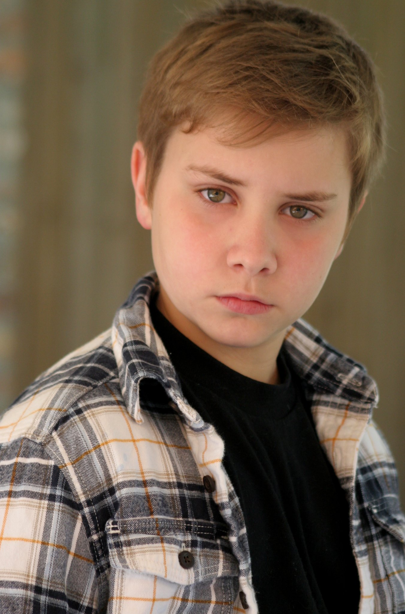 Фото - Kennon Kepper: 1352x2048 / 340 Кб