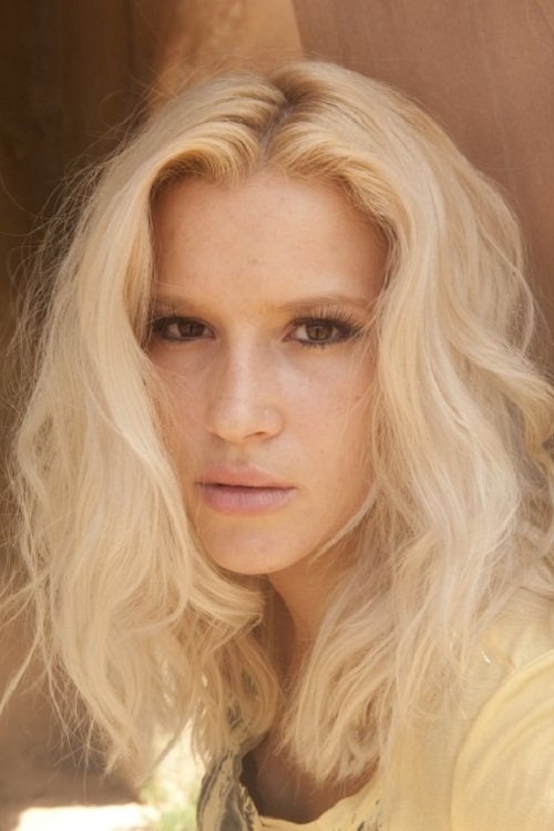 Фото - Хейли Дерриберри: 500x750 / 54 Кб