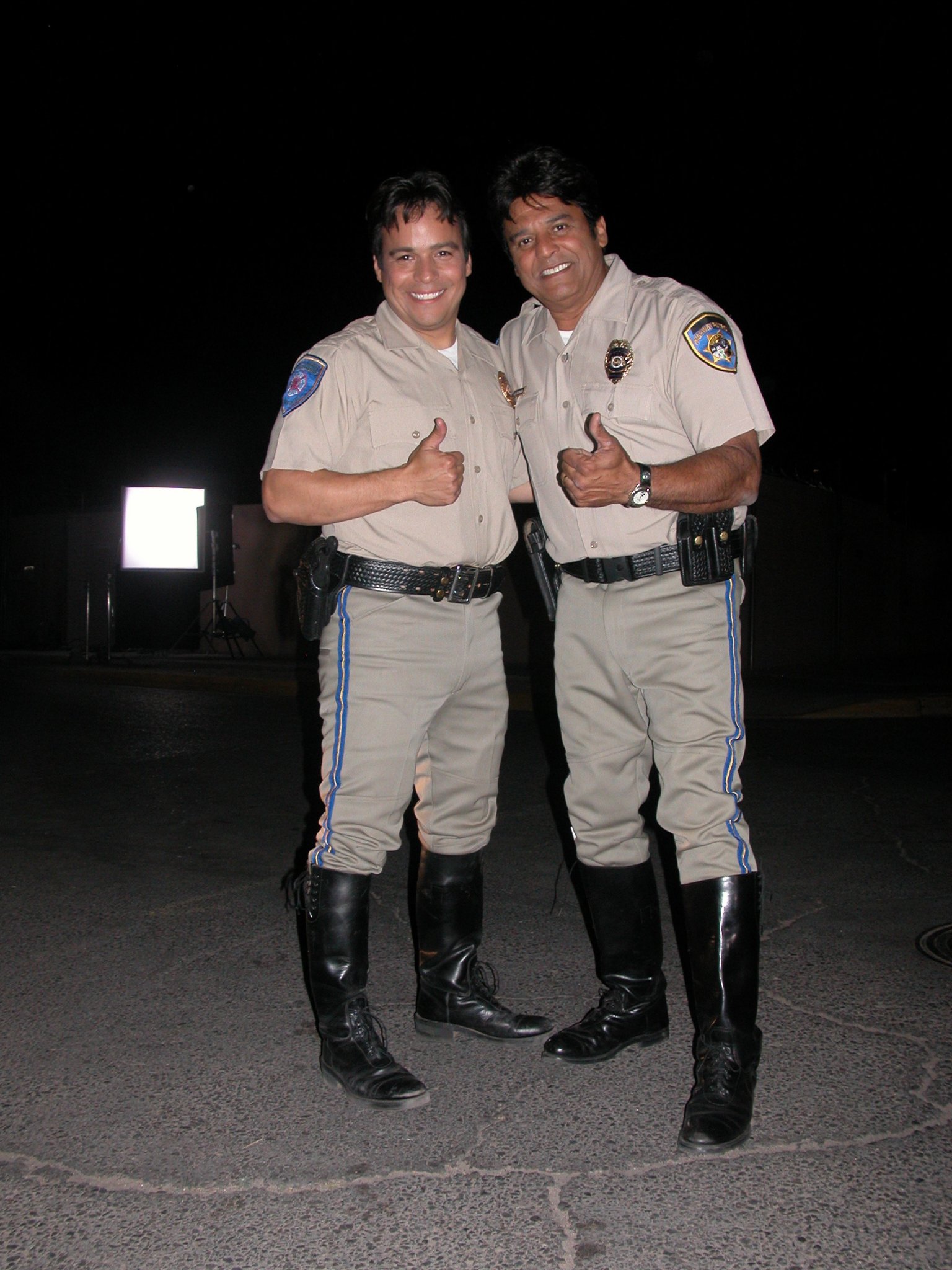 Фото - Laurence Chavez: 1536x2048 / 389 Кб