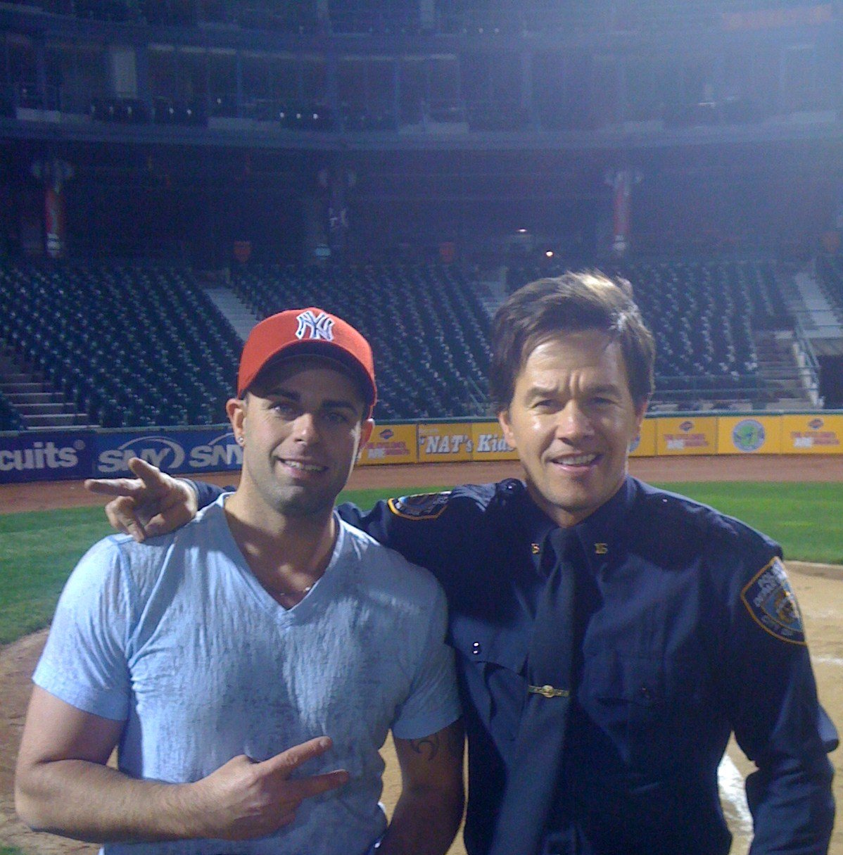 Фото - Chris Haemmerle: 1198x1215 / 262 Кб