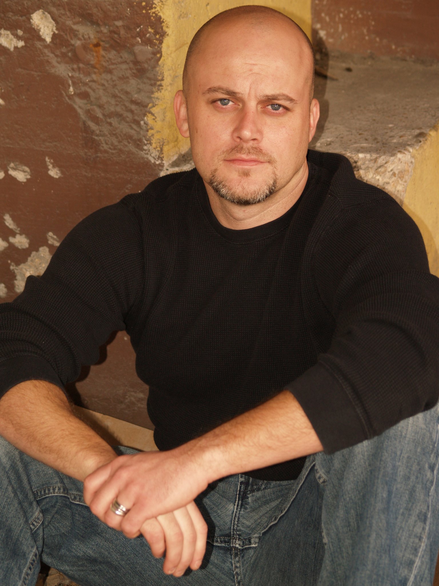 Фото - Jon McCarthy: 1536x2048 / 412 Кб