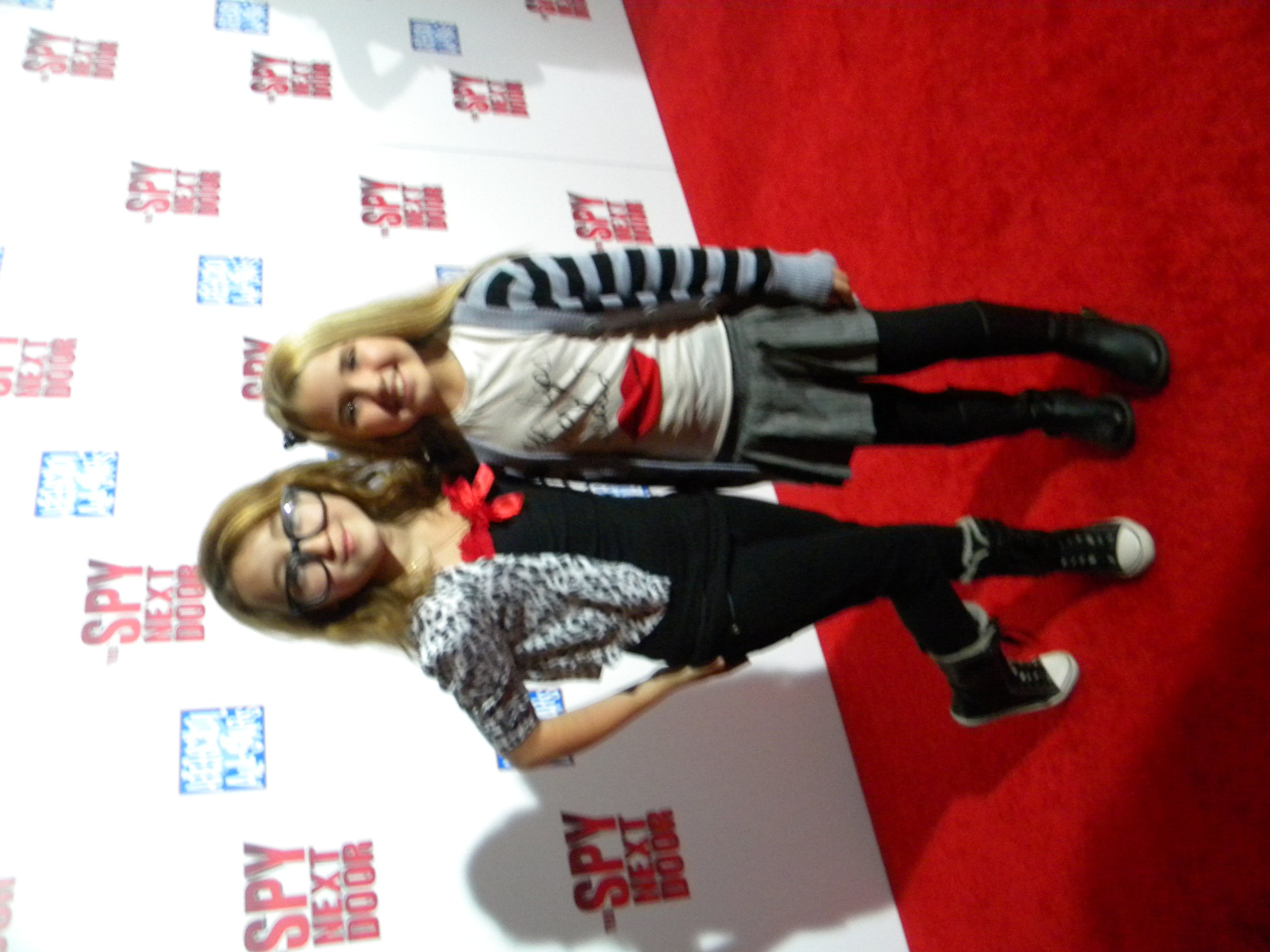 Фото - Emily Grace Reaves: 2731x2048 / 537 Кб