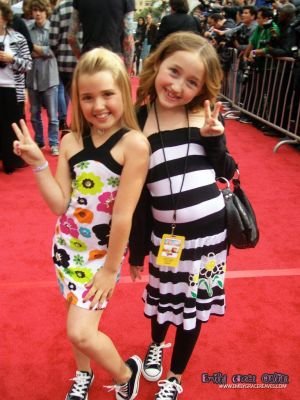 Фото - Emily Grace Reaves: 300x400 / 35 Кб