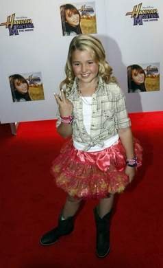 Фото - Emily Grace Reaves: 238x390 / 16 Кб