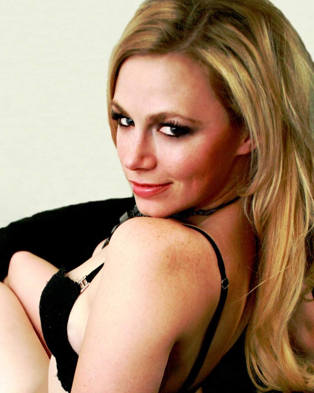 Фото - Джессика Камерон: 1023x1280 / 176 Кб