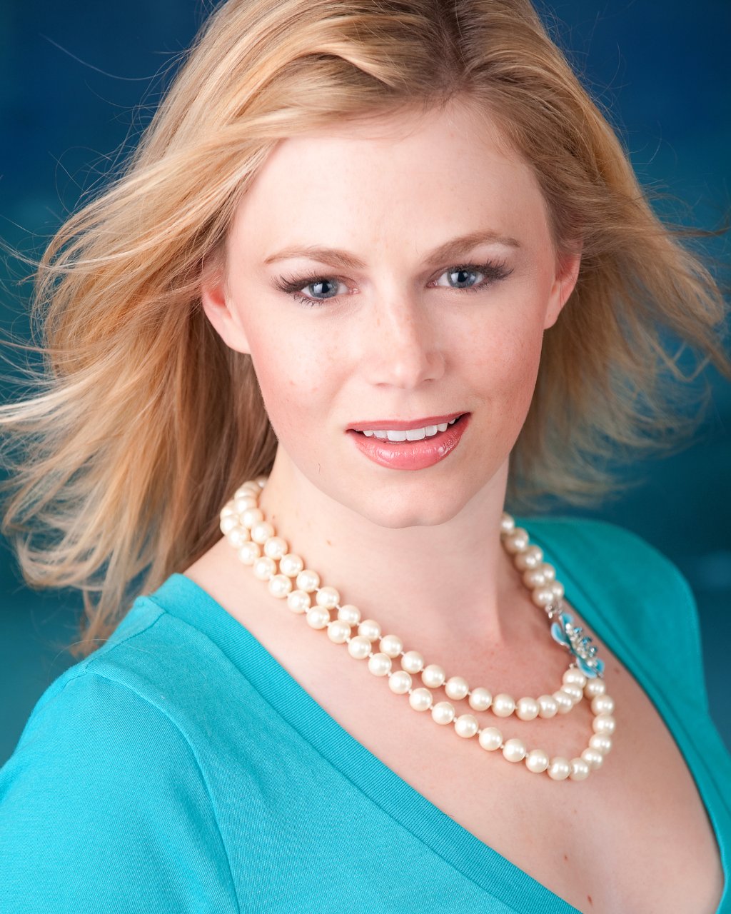 Фото - Джессика Камерон: 1024x1280 / 226 Кб