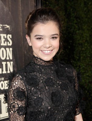 Фото - Хейли Стайнфелд: 302x400 / 28 Кб