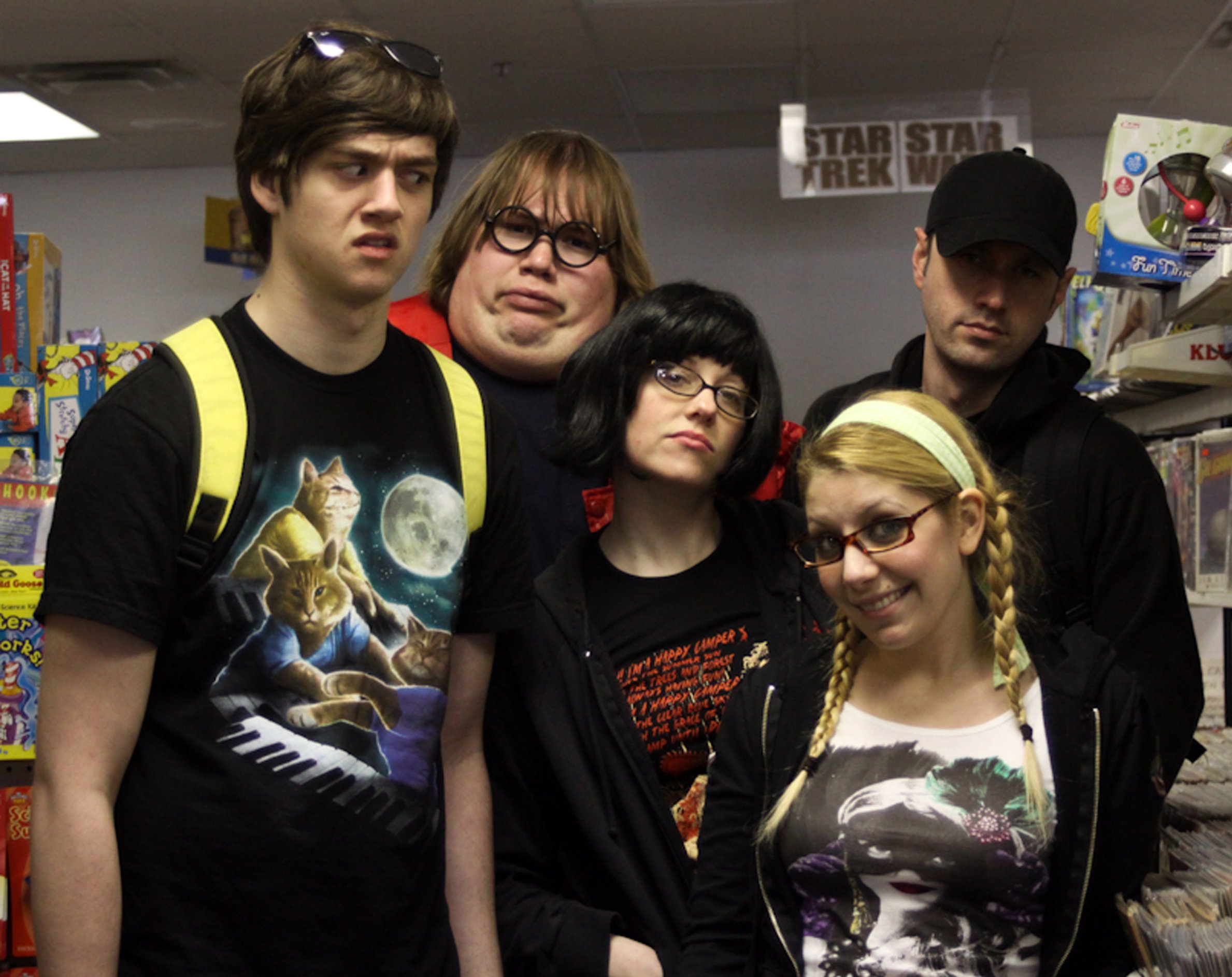 Фото - Shawn C. Phillips: 2378x1885 / 429 Кб