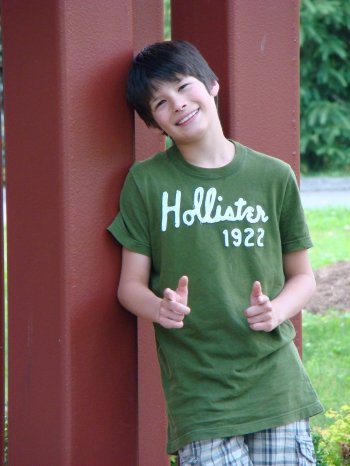 Фото - Logan C. Sayre: 350x466 / 30 Кб