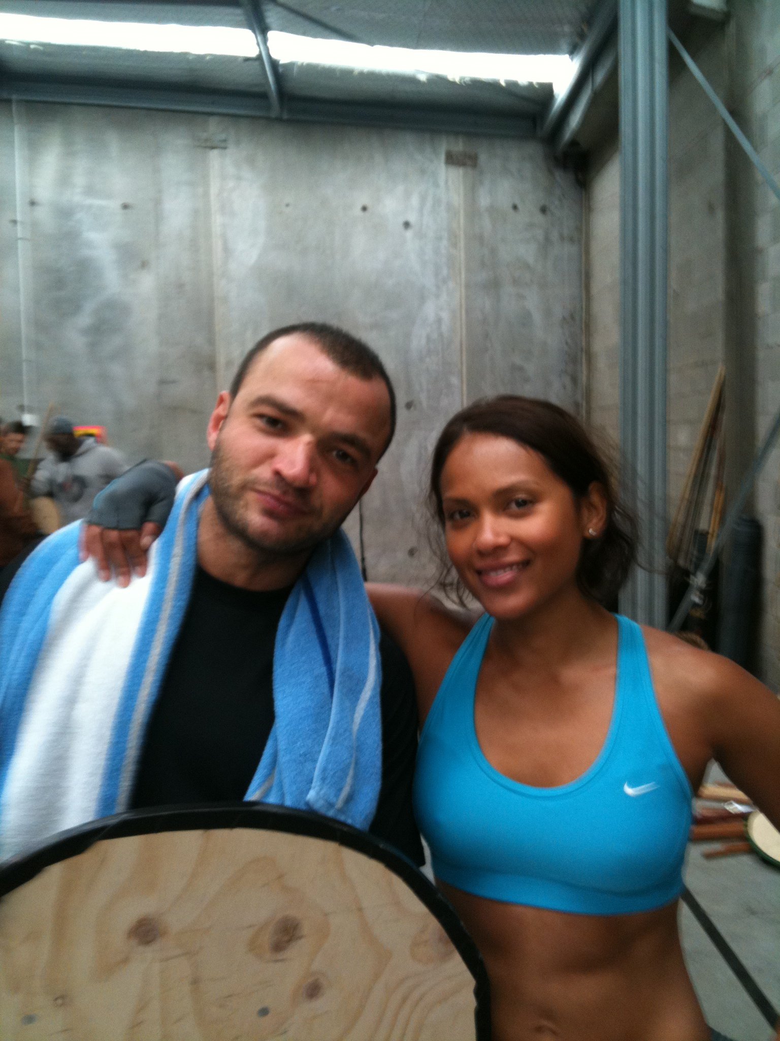 Фото - Лесли-Энн Брандт: 1536x2048 / 436 Кб