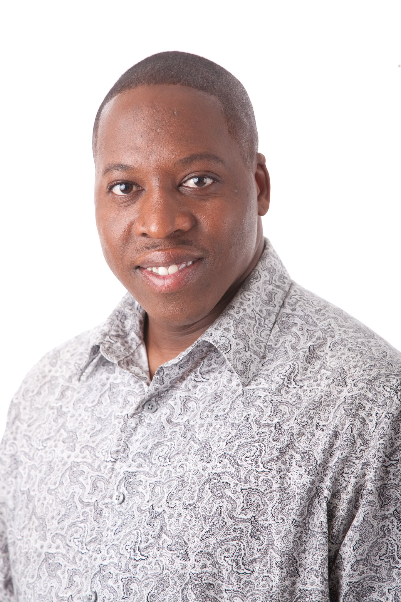 Фото - Devin L. Williams: 1365x2048 / 585 Кб