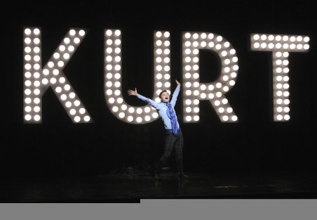 Фото - Крис Колфер: 452x313 / 22 Кб