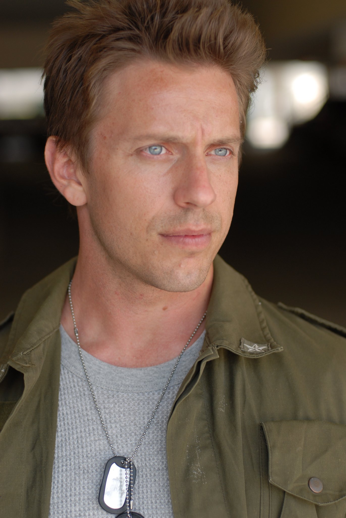 Фото - John Allen Phillips: 1371x2048 / 318 Кб