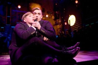 Фото - Джейми Блэкли: 334x223 / 14 Кб