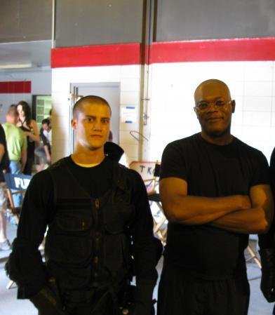 Фото - Бо Брассо: 392x449 / 27 Кб