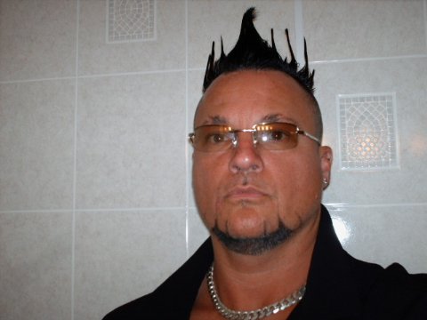 Фото - Steven Carey: 480x360 / 25 Кб