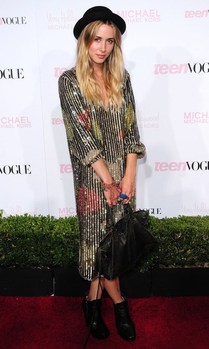 Фото - Джиллиан Цинсер: 432x720 / 65 Кб