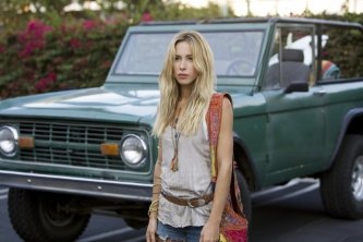 Фото - Джиллиан Цинсер: 333x222 / 19 Кб