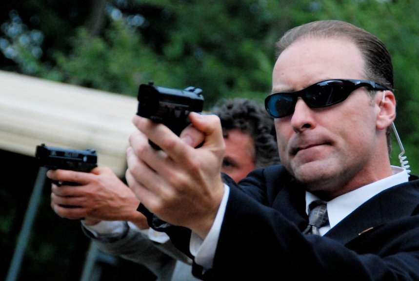 Фото - John J. Schneider: 859x576 / 69 Кб