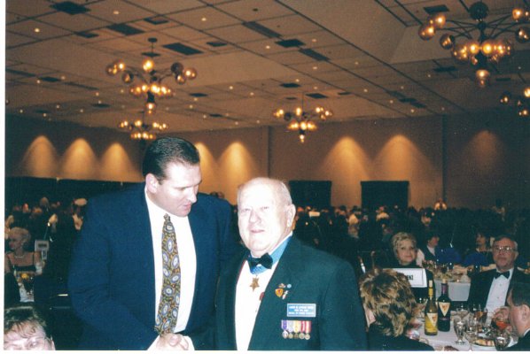 Фото - Craig Deroche: 598x400 / 52 Кб