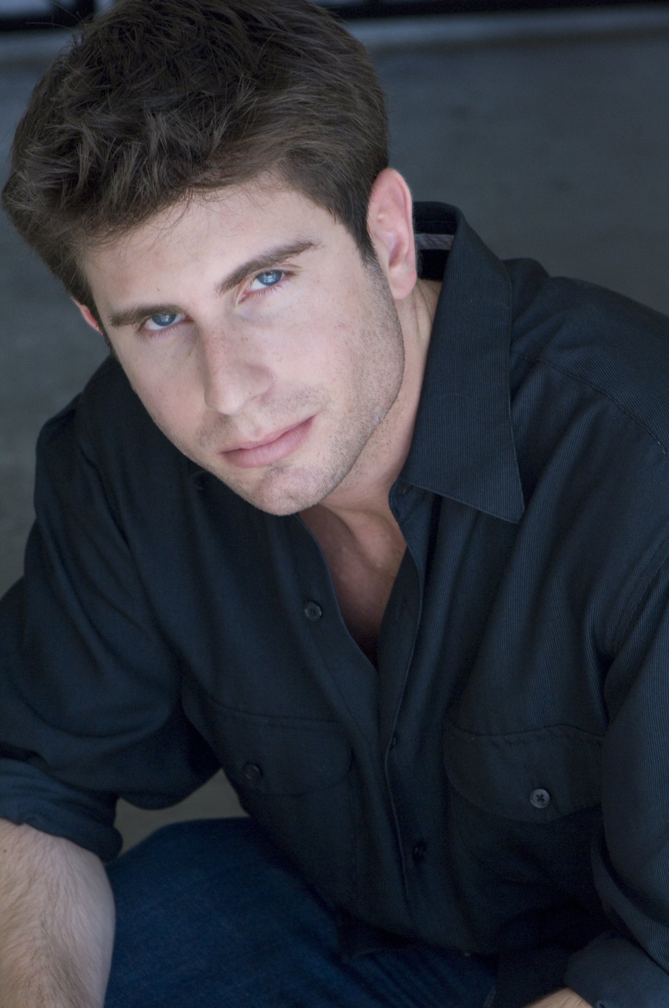 Фото - Jordan Wall: 1360x2048 / 333 Кб