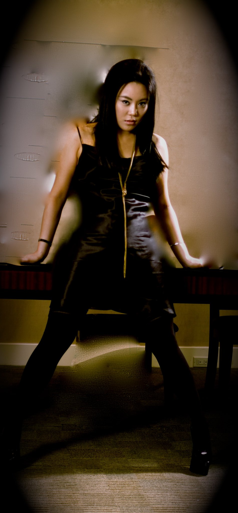 Фото - Jennivere Song Lee: 950x2048 / 191 Кб