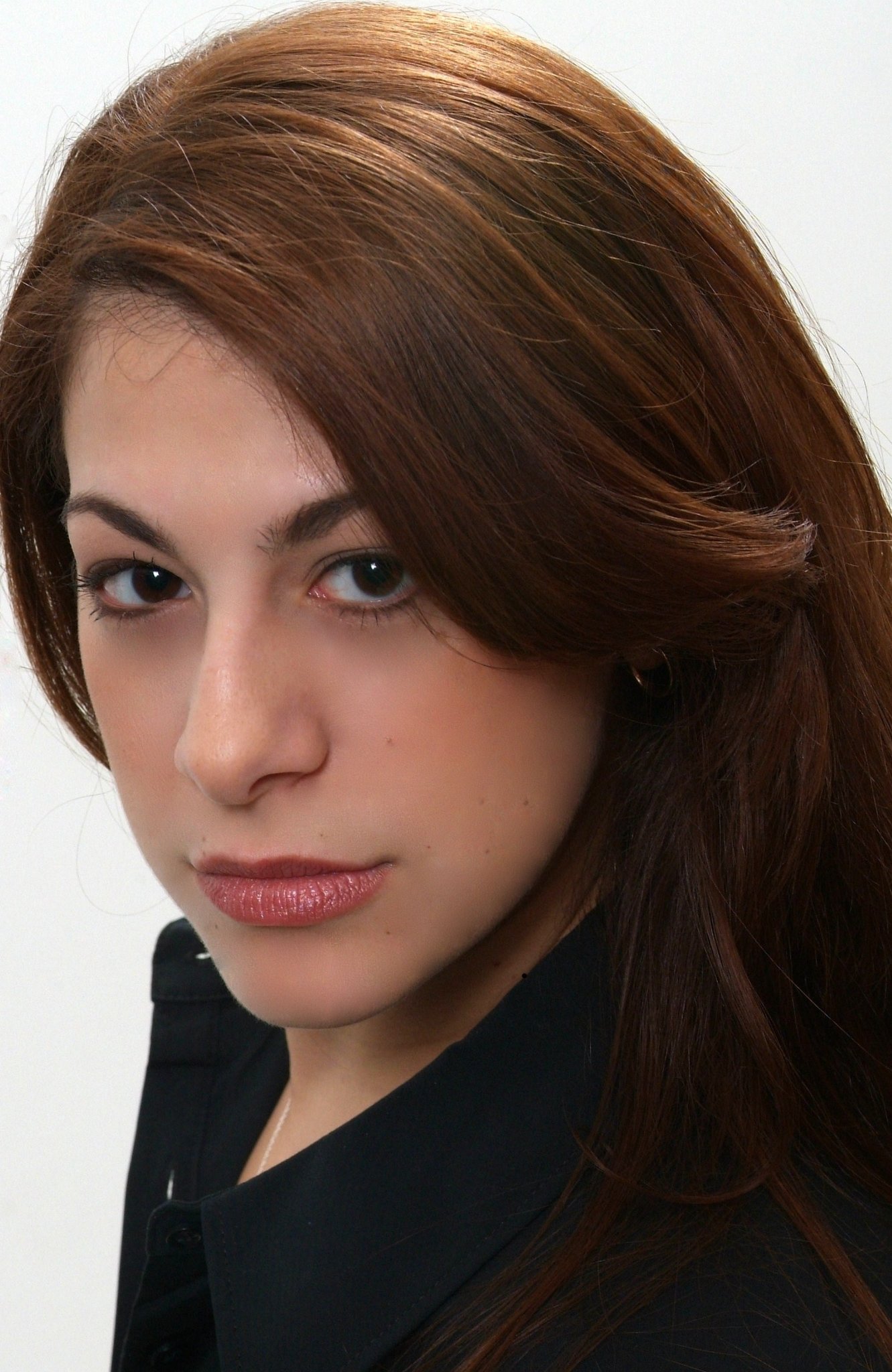 Фото - Melina Lekkas: 1331x2048 / 394 Кб