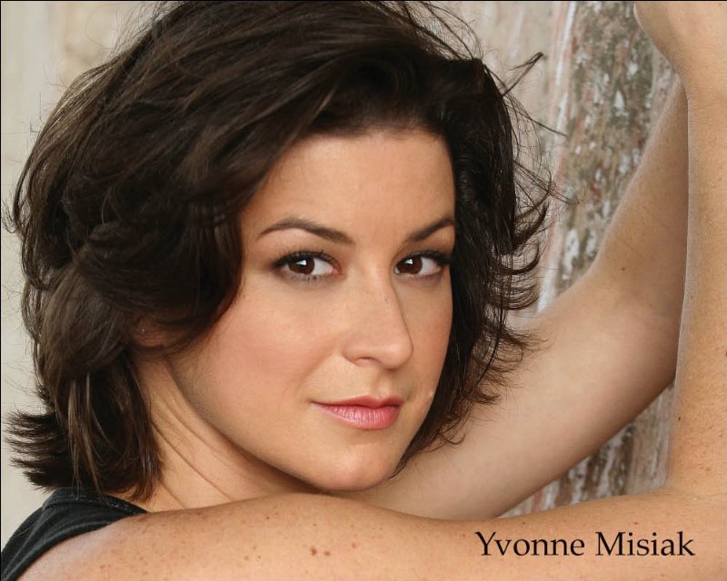 Фото - Yvonne Misiak: 800x640 / 88 Кб