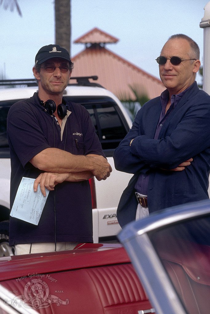 Фото - Стюарт Уилсон: 683x1023 / 143 Кб