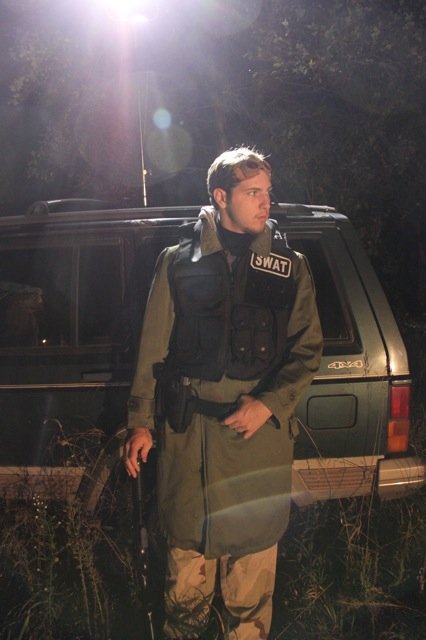 Фото - Ewan Bourne: 426x640 / 43 Кб