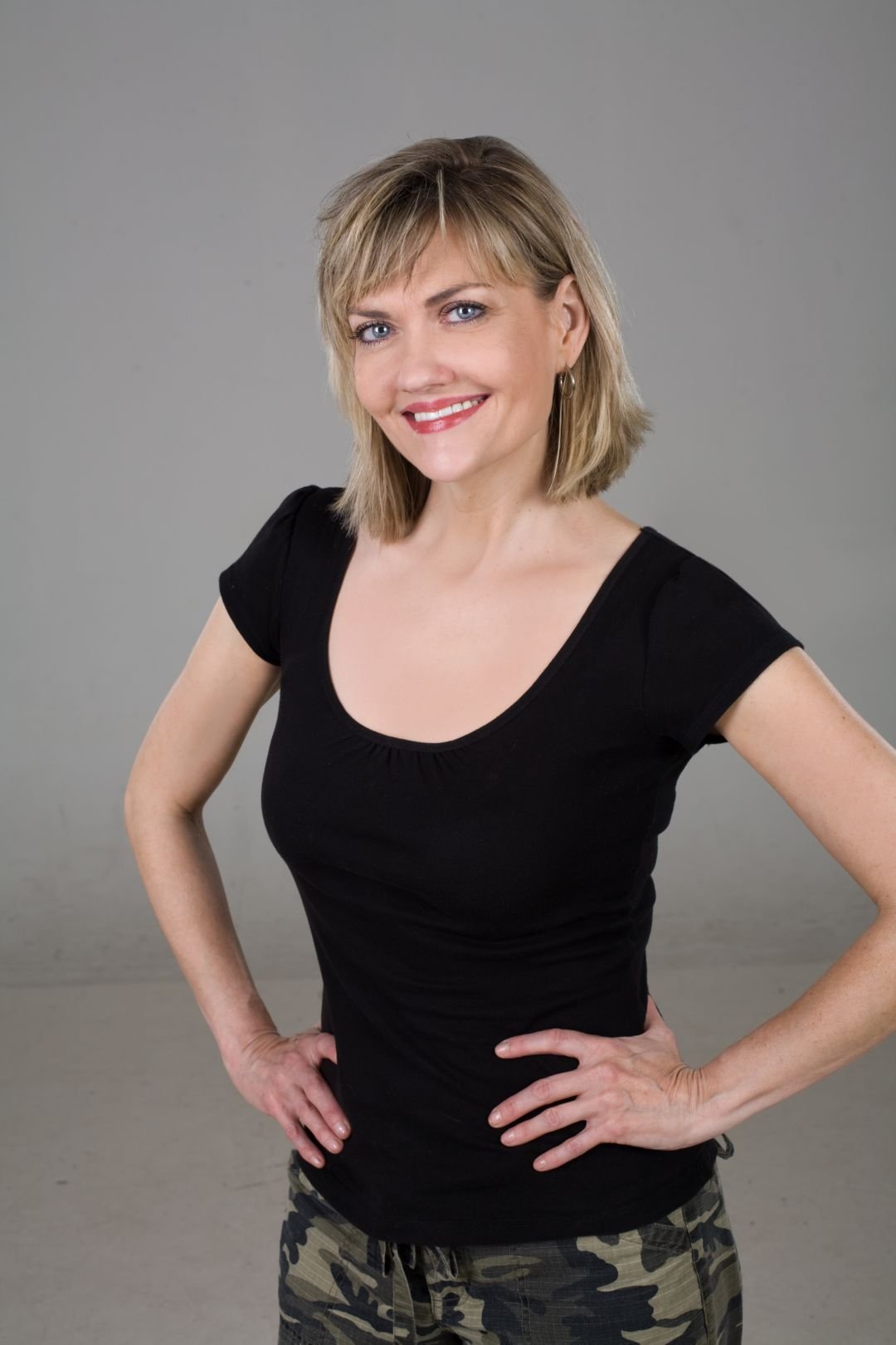 Фото - Холли Ольсон: 1080x1620 / 115 Кб