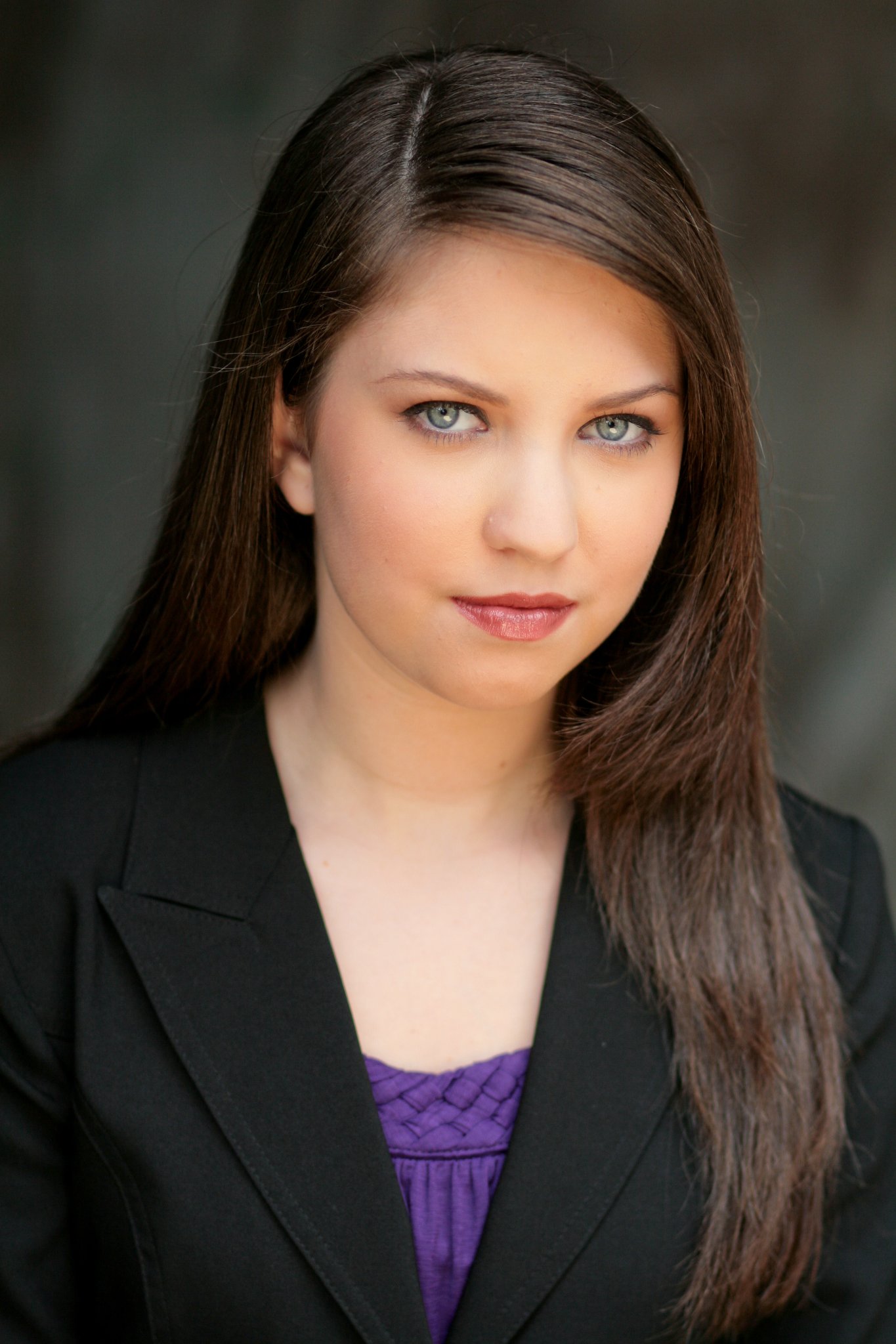 Фото - Stephanie E. King: 1365x2048 / 279 Кб