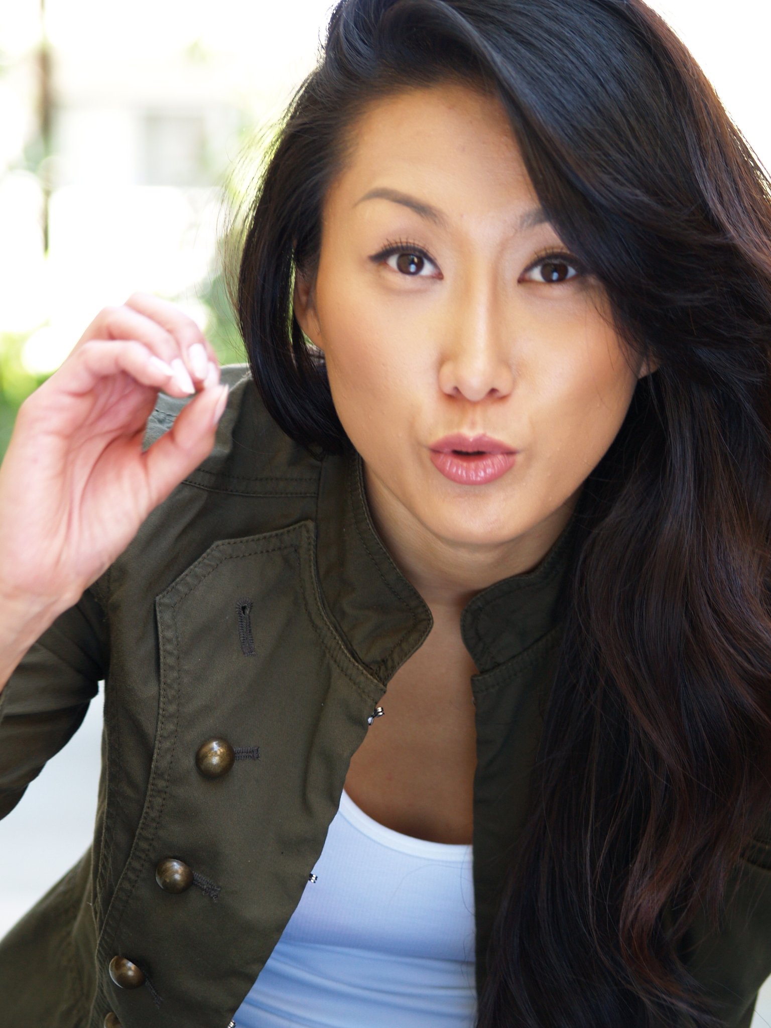 Фото - Alexandra Choi: 1536x2048 / 348 Кб