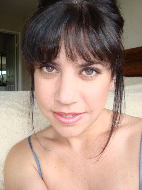 Фото - Джулия Фарсади: 480x640 / 51 Кб