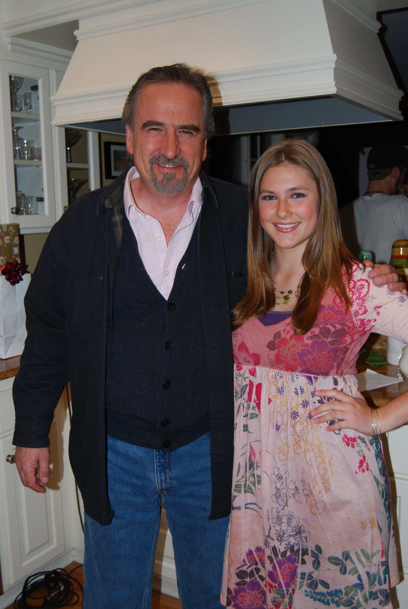 Фото - Sophia Elise Brister: 1371x2048 / 371 Кб