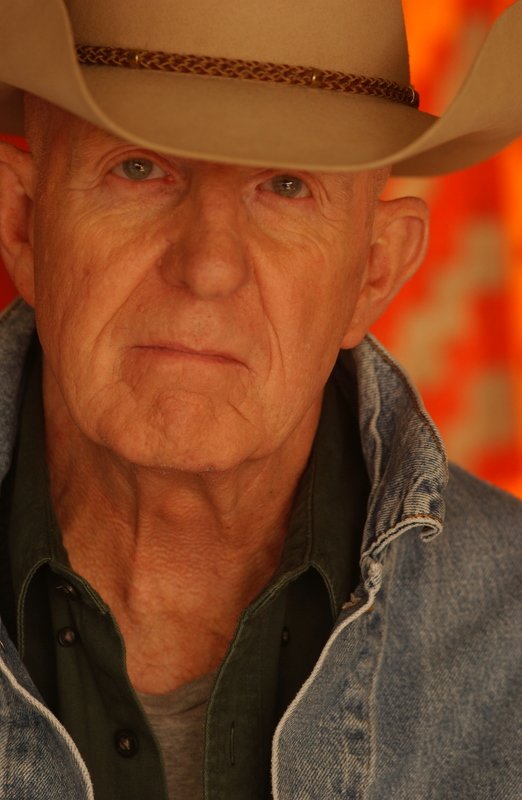 Фото - Дэнис О‘Мэхони: 522x800 / 63 Кб