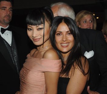 Фото - Сальма Хайек: 352x310 / 19 Кб