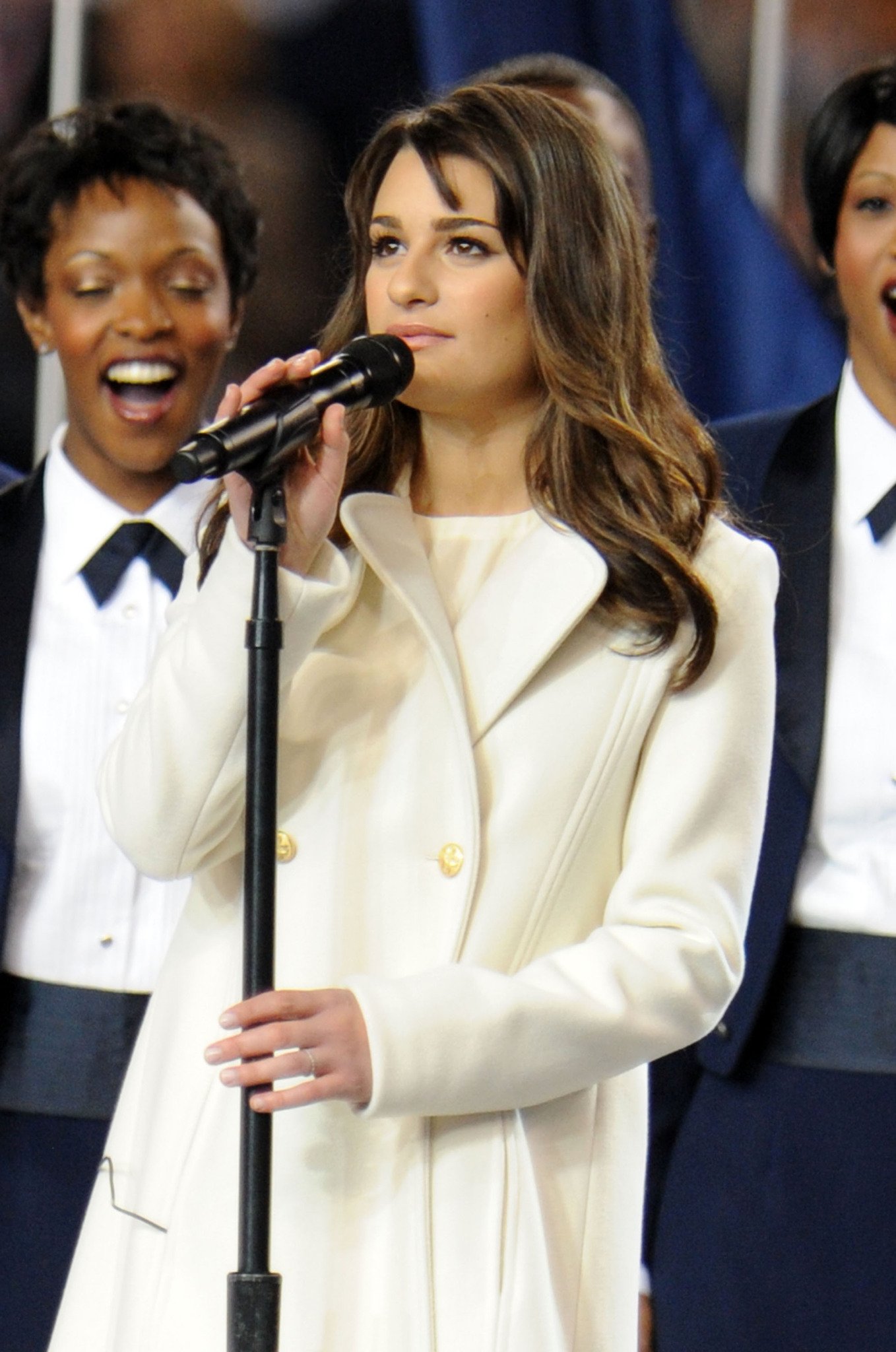 Фото - Лиа Мишель: 1358x2048 / 328 Кб