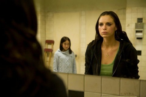 Фото - Сара Фостер: 480x320 / 20 Кб