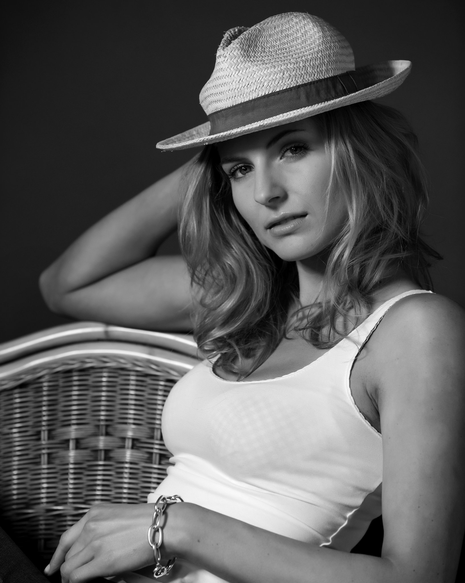 Фото - Вива Бьянка: 1633x2048 / 393 Кб