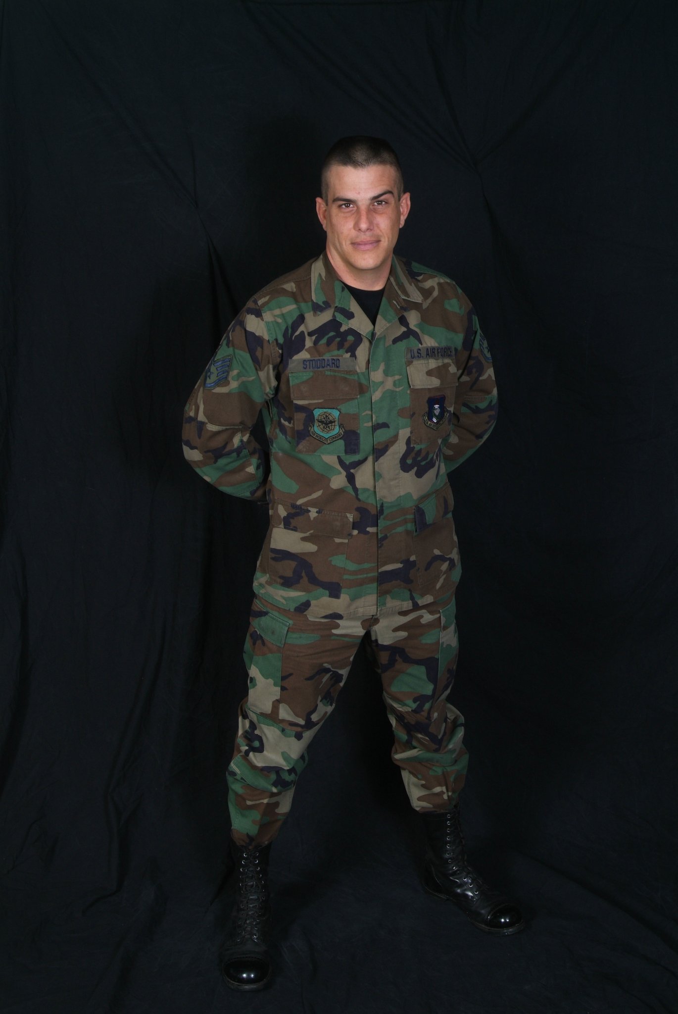 Фото - Кеннет Стоддард: 1370x2048 / 201 Кб